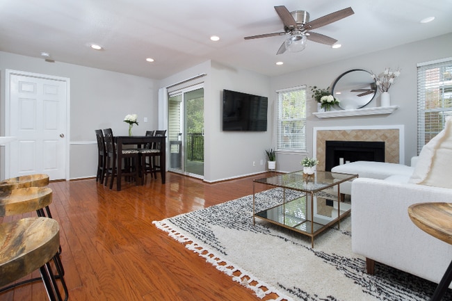 Building Photo - 3312 Wyndham Cir