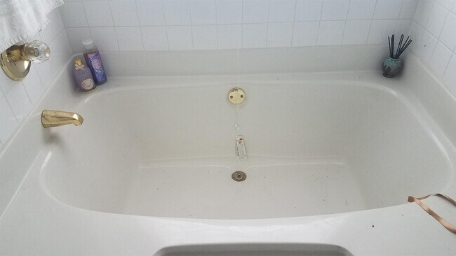 Building Photo - 3000 Havenwood Way