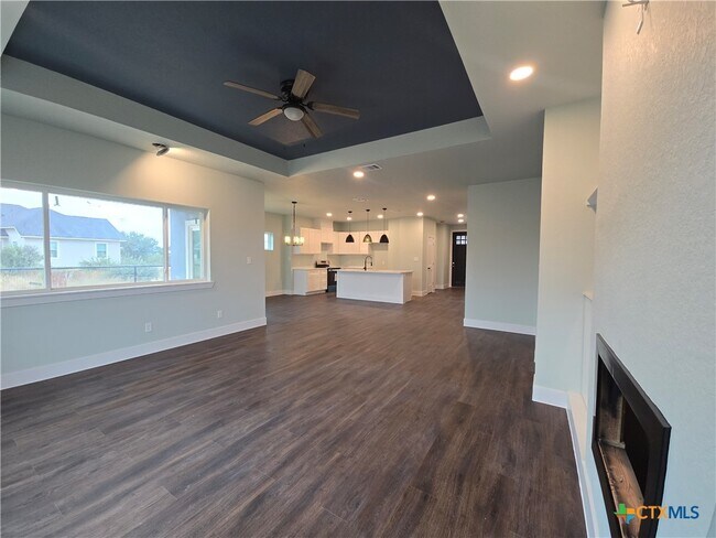 Building Photo - 206 Lewis Todd