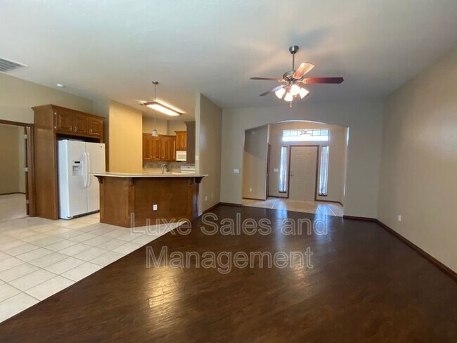 Building Photo - 509 Allison Ln