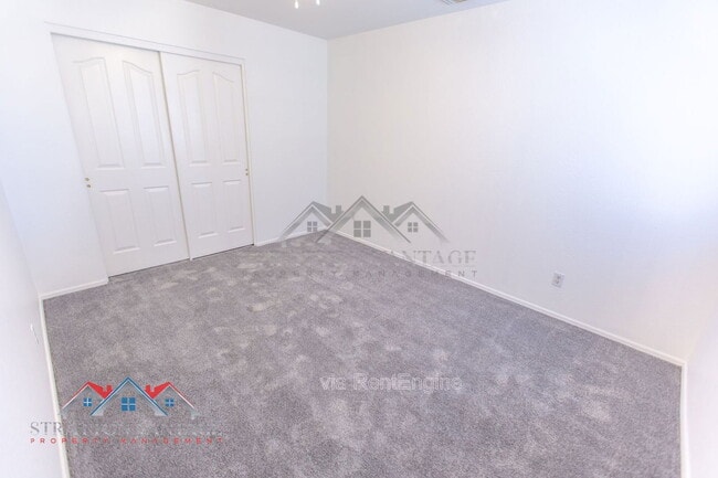 Building Photo - 24625 S Rosewood Dr