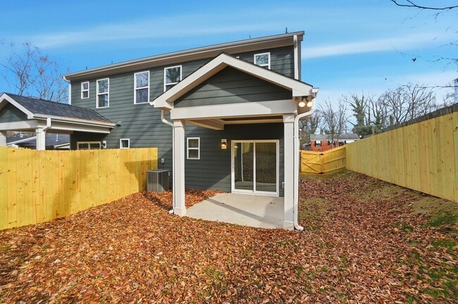 Building Photo - Bright & Modern New Construction Townhome