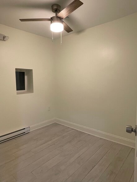 Building Photo - 47 Charter St