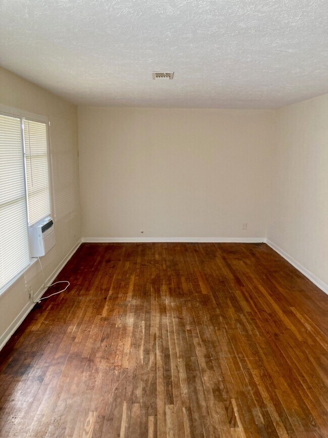 Building Photo - 1601 20th St