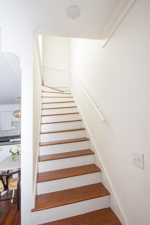 Building Photo - 2 BD/2 BA in Harleston Village
