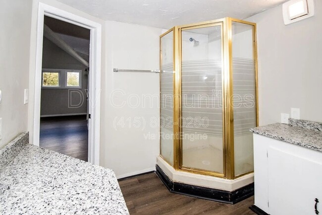 Building Photo - 5153 Cato St