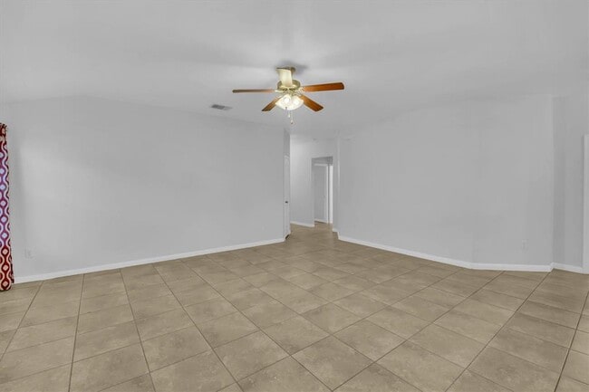 Building Photo - 18321 Cumberland Gap St