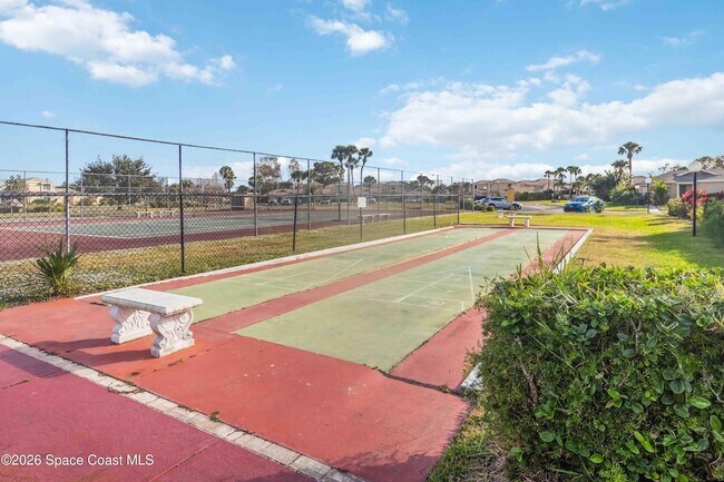 Building Photo - 1480 Sheafe Ave NE