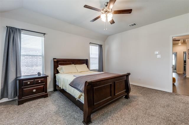 Building Photo - 2124 Steer Creek Pl