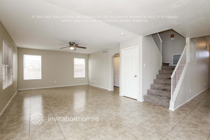 Building Photo - 15923 N 89th Ave