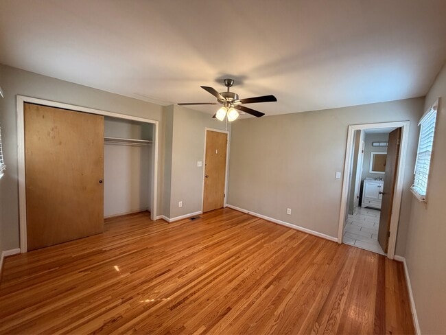 Building Photo - 1092 Sherbrooke Dr