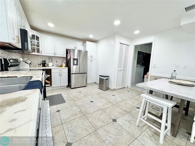 Building Photo - 3424 Spring Bluff Pl