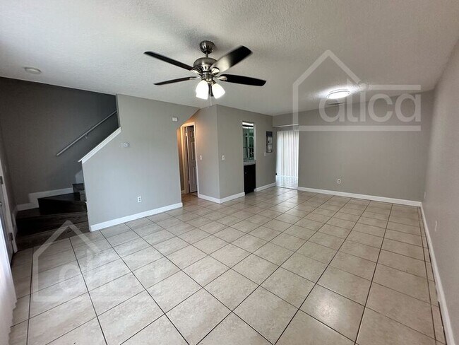 Building Photo - 3282 Oak Lake Pl