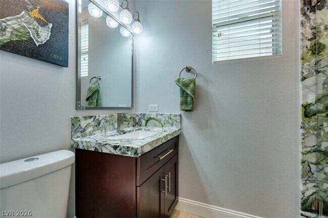 Building Photo - 5056 Shadow Palm Ct