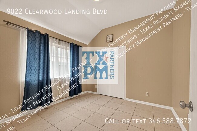 Building Photo - 9022 Clearwood Landing Blvd