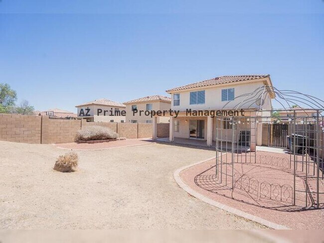 Building Photo - 13002 W Paradise Dr