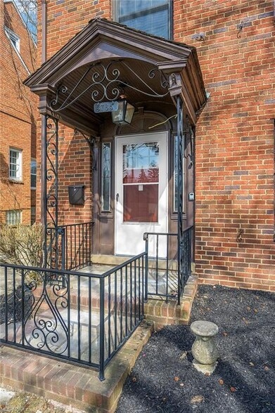 Building Photo - 3785 Washington Blvd