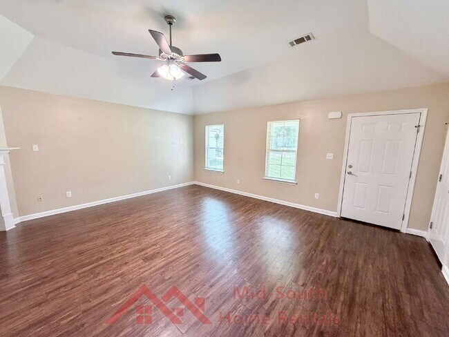 Building Photo - 5626 Tulip Tree Dr