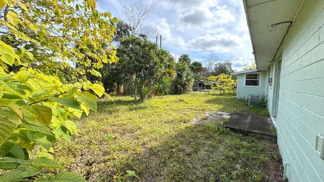 Building Photo - 1037 Berkshire Rd