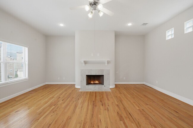 Building Photo - 11518 Main Cypress Dr