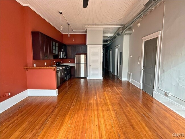 Building Photo - 205 E Jefferson St