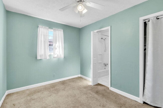 Building Photo - Cozy & Convenient 2BR/1BA Living in the Heart of Greer! $825/mo rent