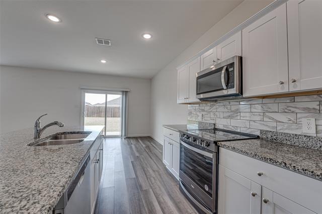 Building Photo - 767 Camden Dr