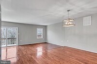 Building Photo - 12109 Stallion Ct