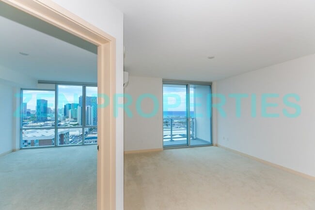 Building Photo - 1 bdrm/1 bath with 1 parking at Keauhou Pl...