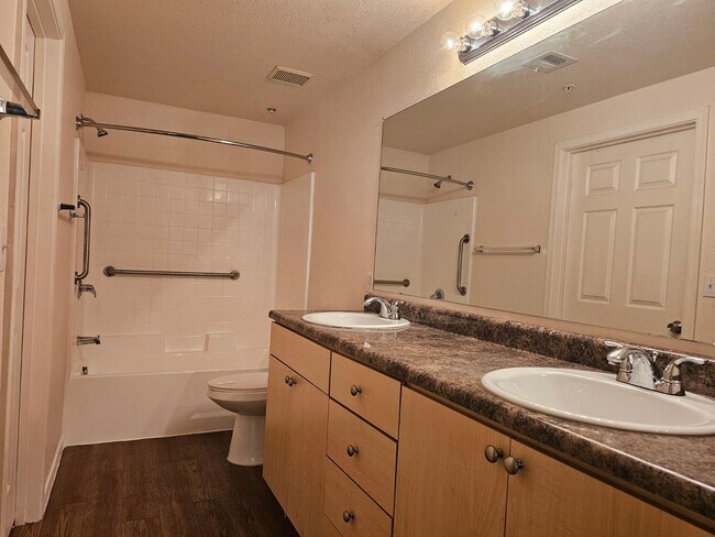 Building Photo - 18416 N Cave Creek Rd