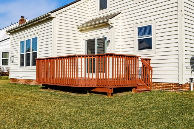 Building Photo - 5830 Prospect Ln