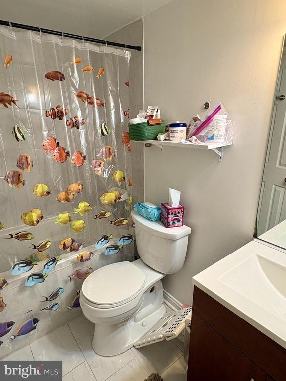 Building Photo - 1011 8th St NE