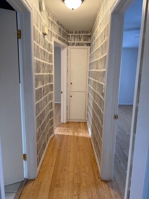 Building Photo - 1501 Cornell Dr SE