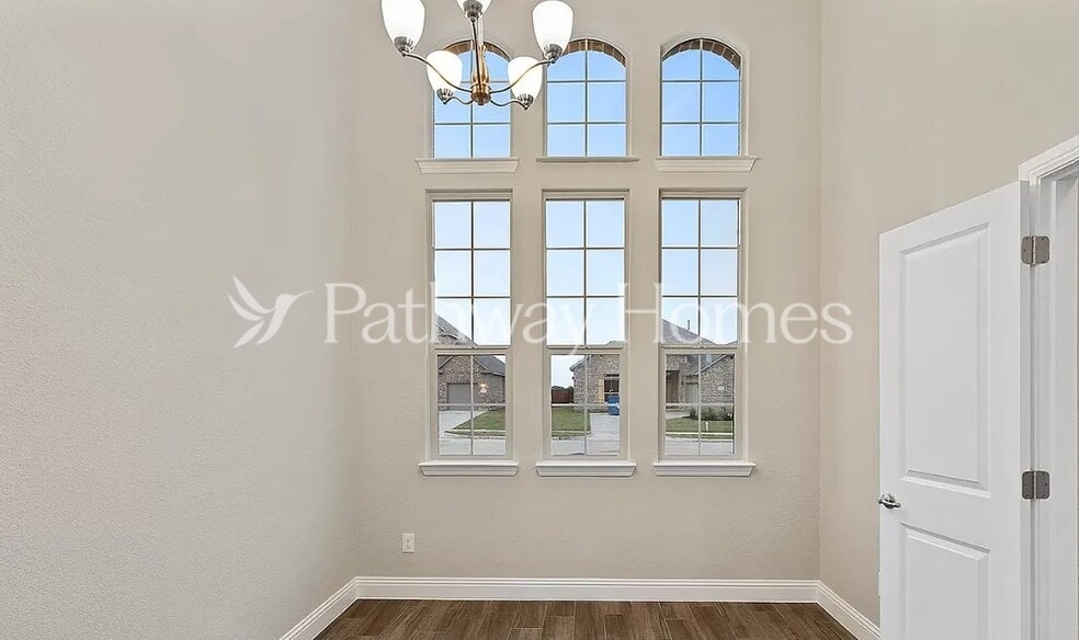 Building Photo - 6013 S 14th St