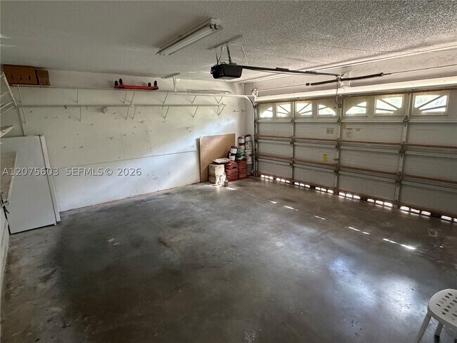 Building Photo - 1646 SW 148th Terrace