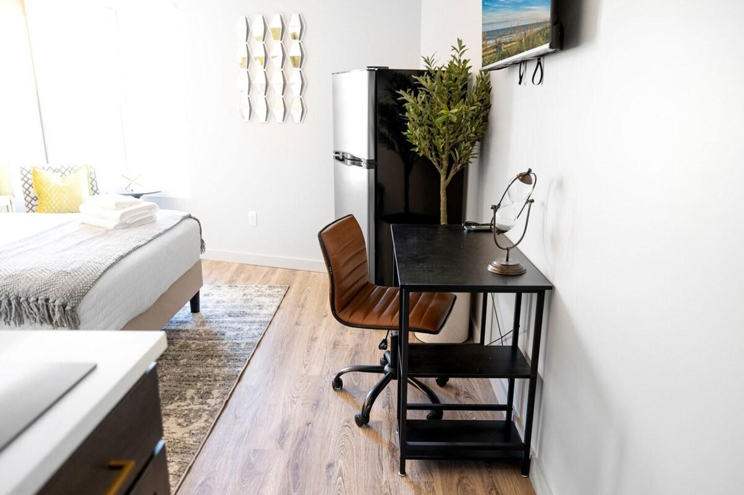 Building Photo - 138 Wickham Ave