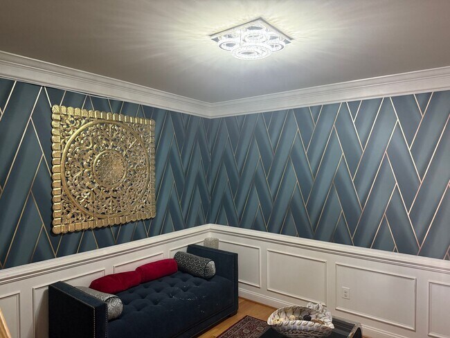 Building Photo - Stunning Luxury Twin Single-Family in Prestigious Atwater – 4BR, 3.5BA | Finished Basement with F...