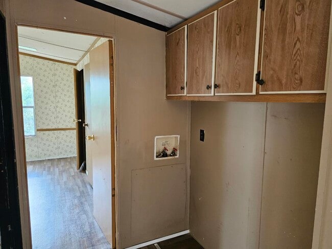 Building Photo - 15483 Lime Dr