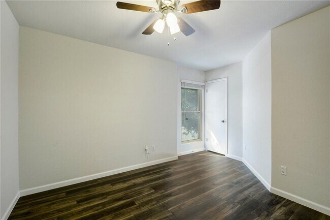 Building Photo - 12704 Margit Dr