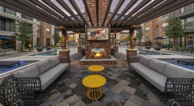 Building Photo - Beautiful Studio Home! Great Savings!