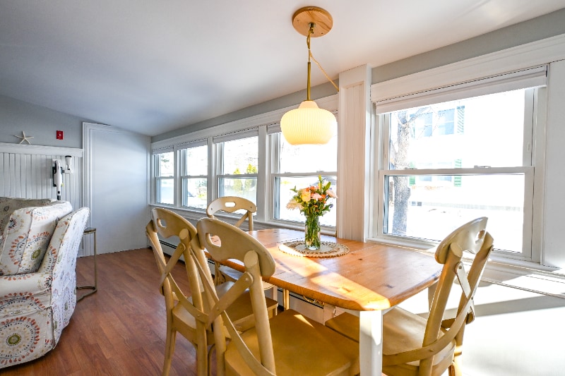 Building Photo - 8 Pine Tree Ave