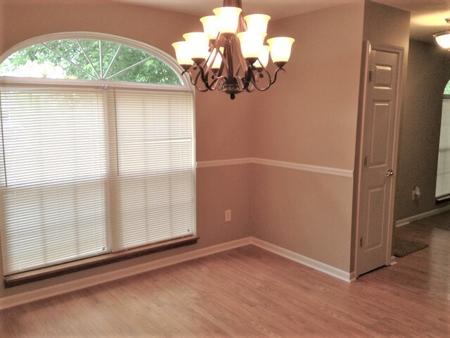 Building Photo - 6739 Dorchester Dr