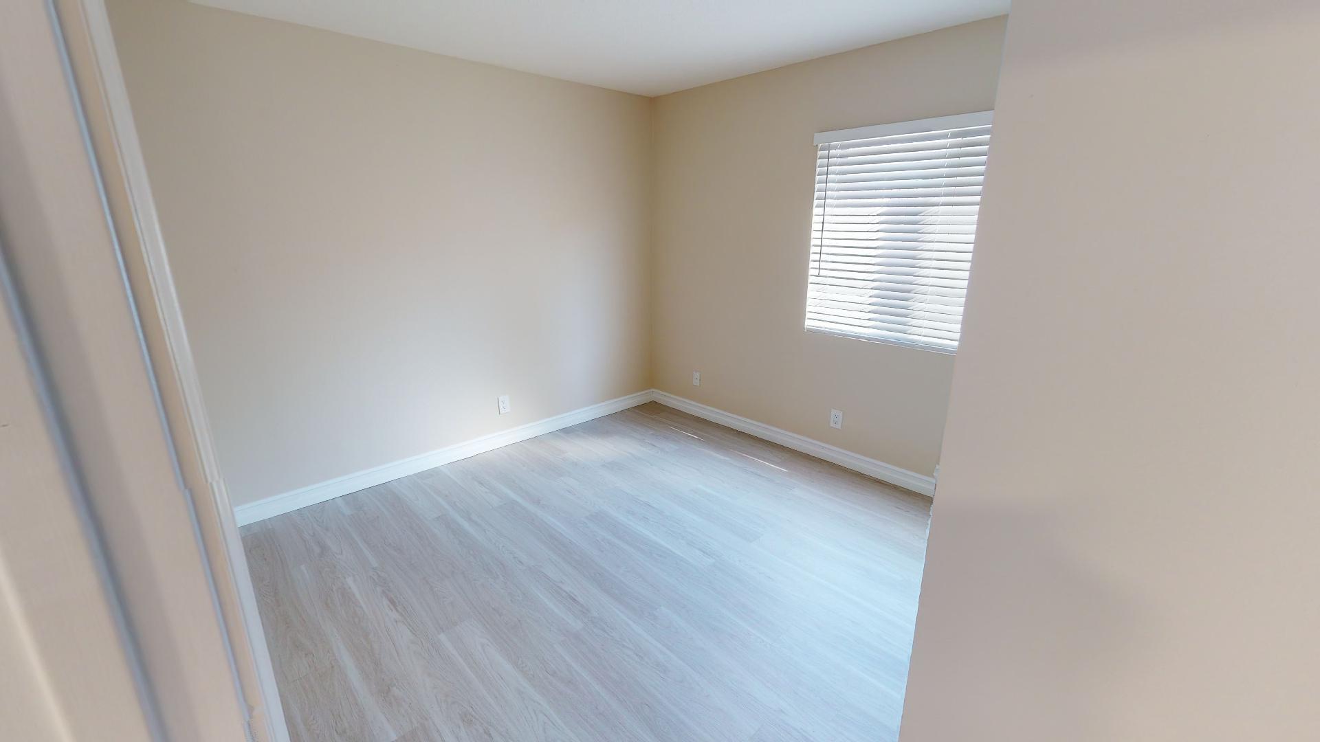 Building Photo - 89 Los Vientos Dr