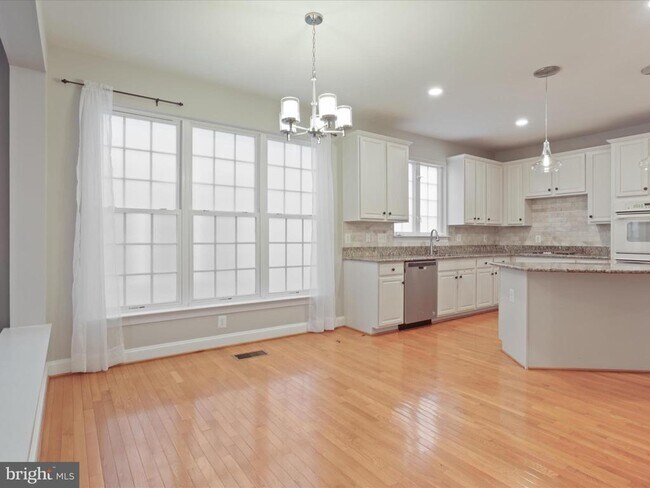 Building Photo - 5638 Kertscher Terrace
