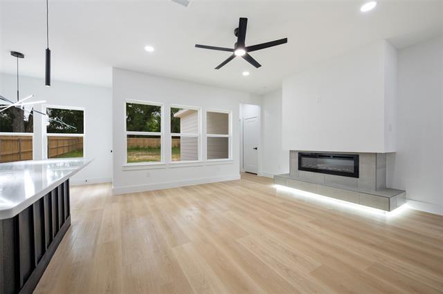 Building Photo - 3900 De Maggio St