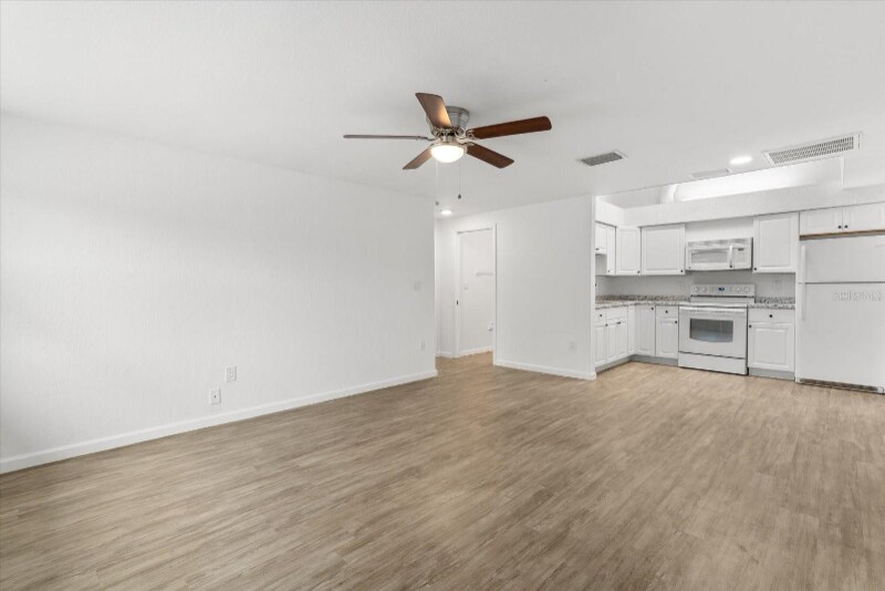 Building Photo - 200 San Lorenzo Ave