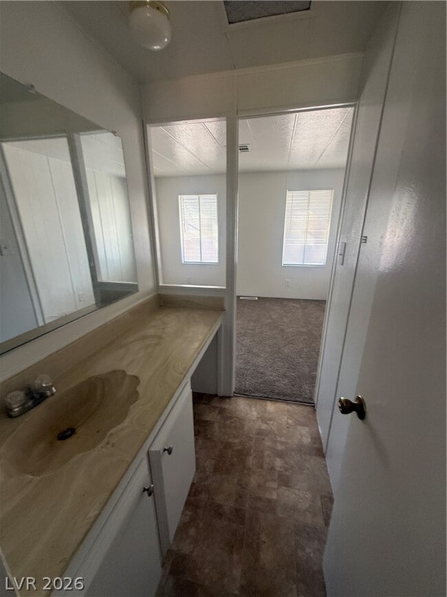 Building Photo - 1312 Monterey Dr