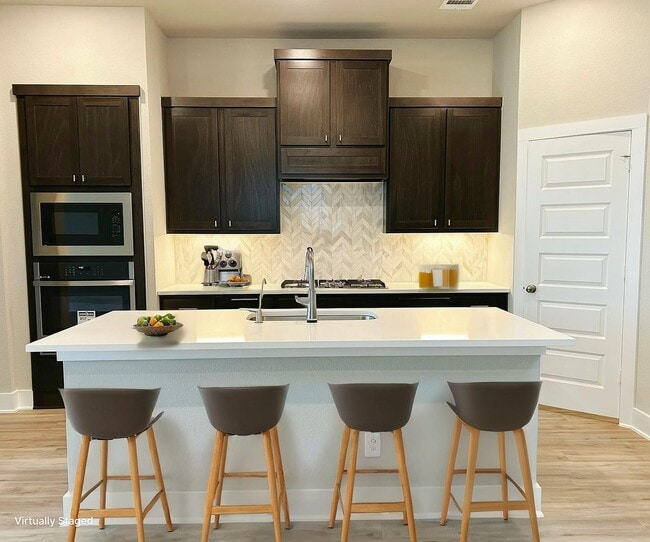 Building Photo - 29623 Burcreek Ln