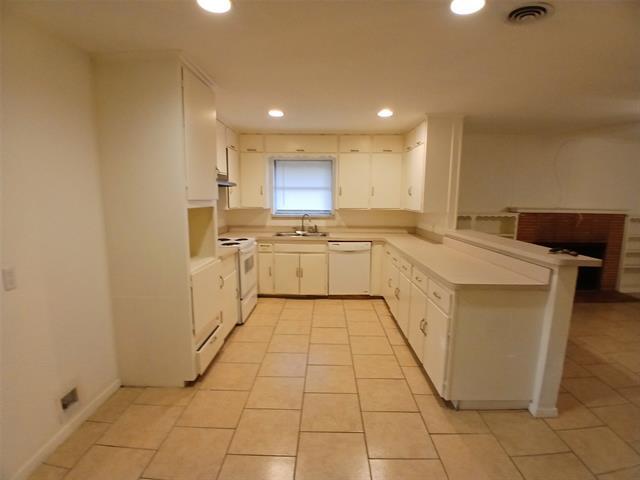 Building Photo - 4918 Rockport Dr