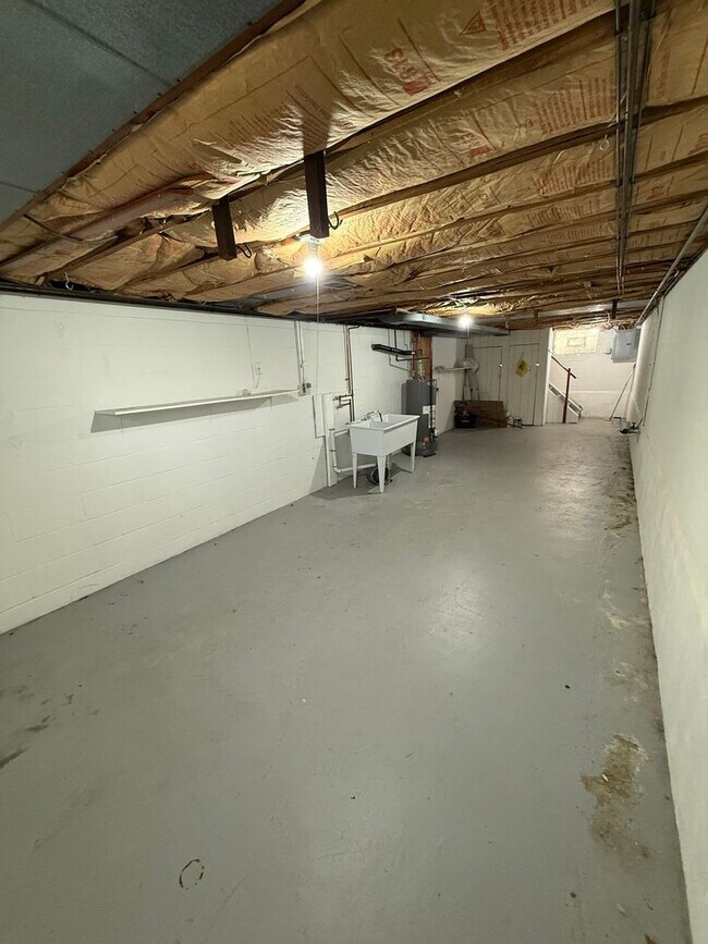 Building Photo - 5111-5113 Allen Drive